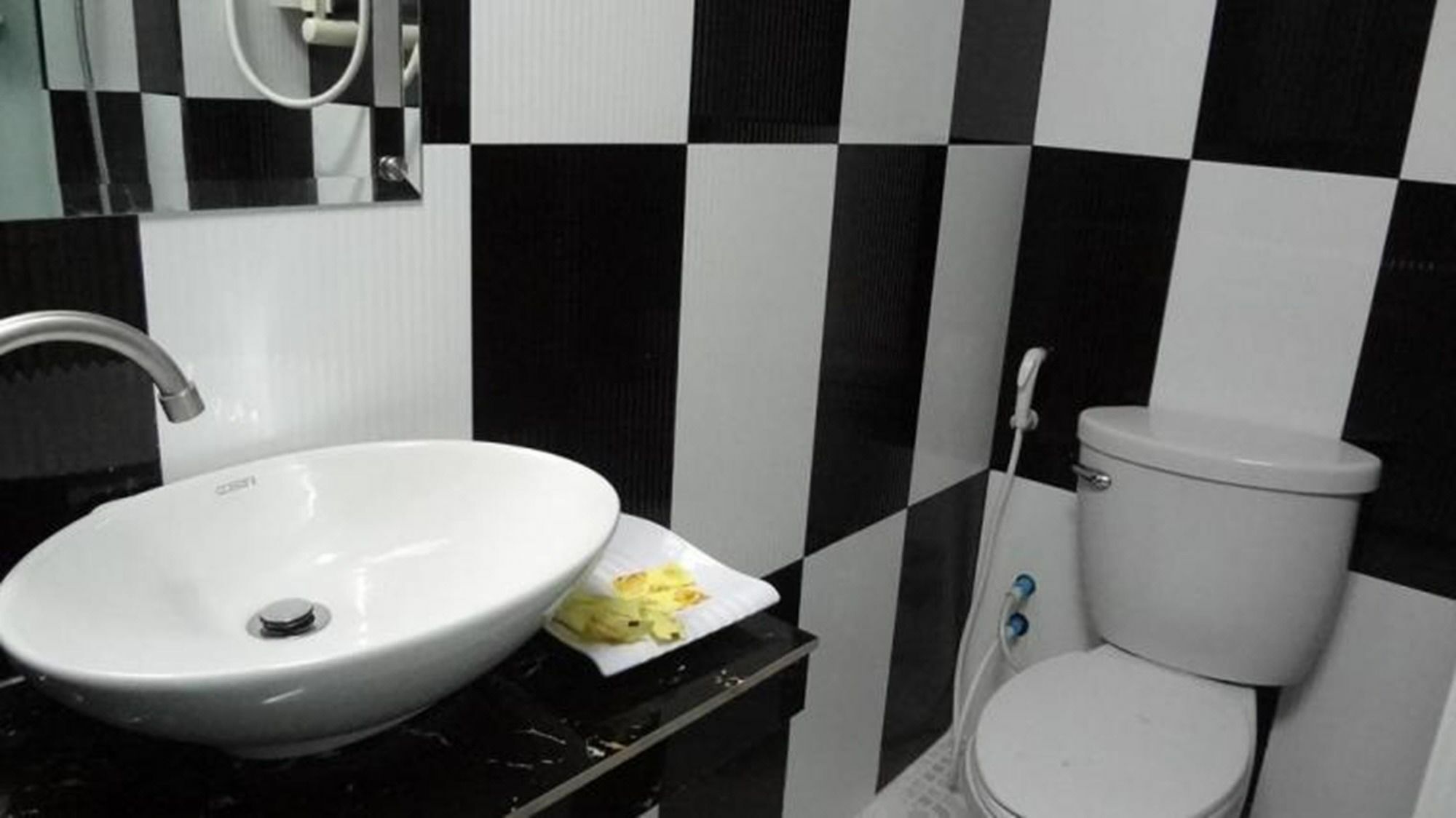 Capitol 3 Guesthouse Πνομ Πενχ Εξωτερικό φωτογραφία
